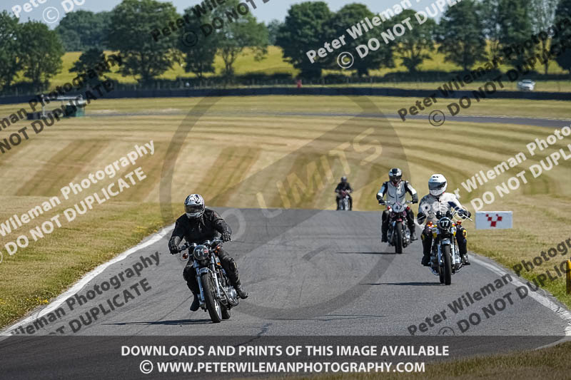 cadwell park;cadwell park photographs;cadwell trackday photographs;enduro digital images;event digital images;eventdigitalimages;peter wileman photography;racing digital images;trackday digital images;trackday photos